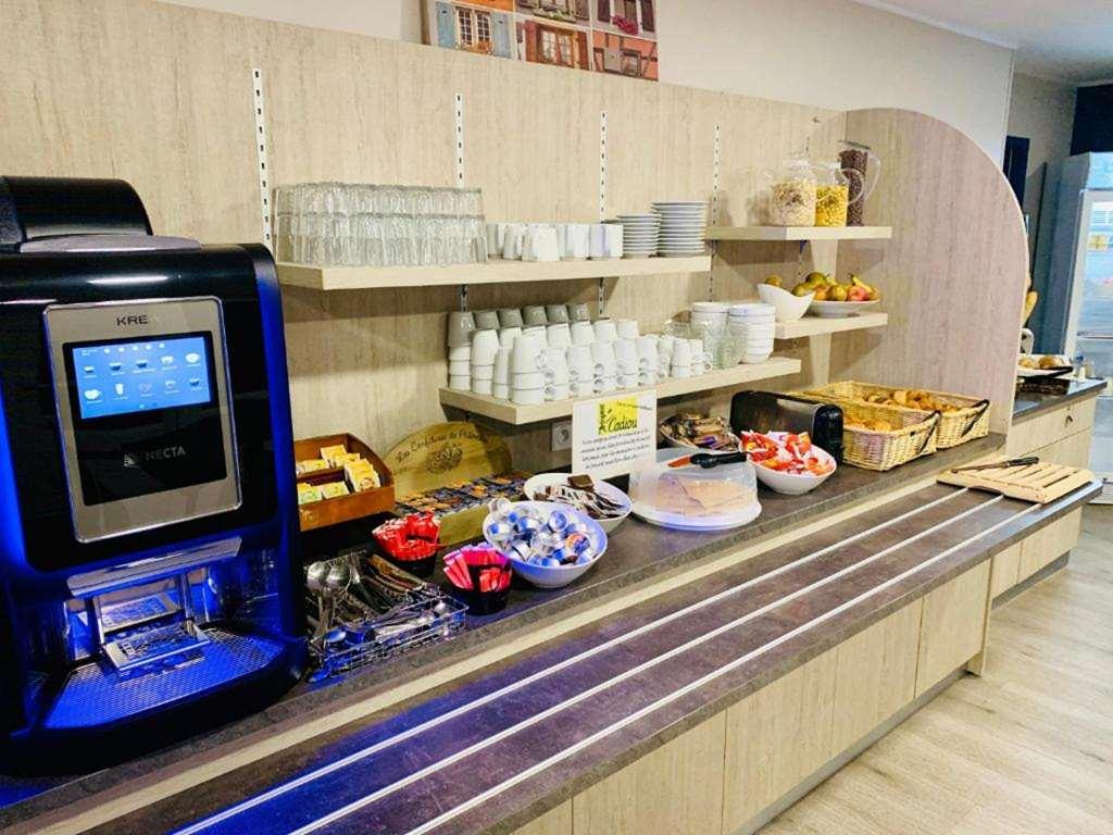 Brit Hotel Morlaix Saint-Martin-des-Champs  Restaurant photo